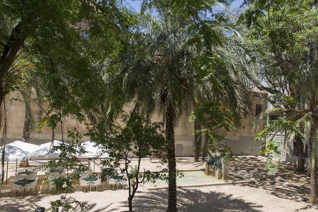 Singularstays Plaza Del Carmen Valencia Exterior photo