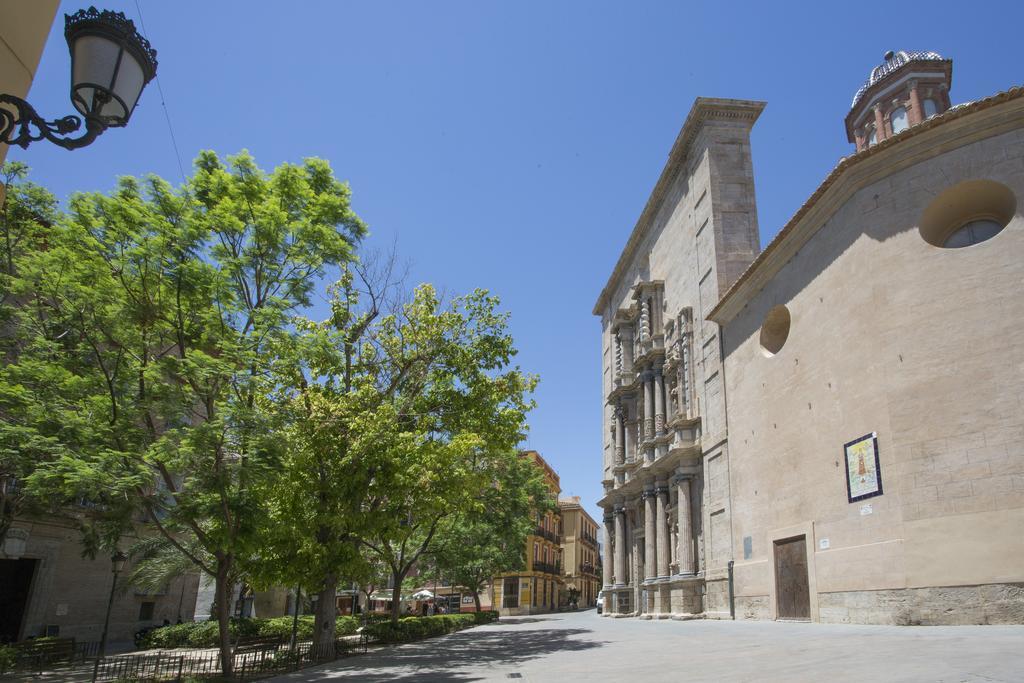 Singularstays Plaza Del Carmen Valencia Exterior photo